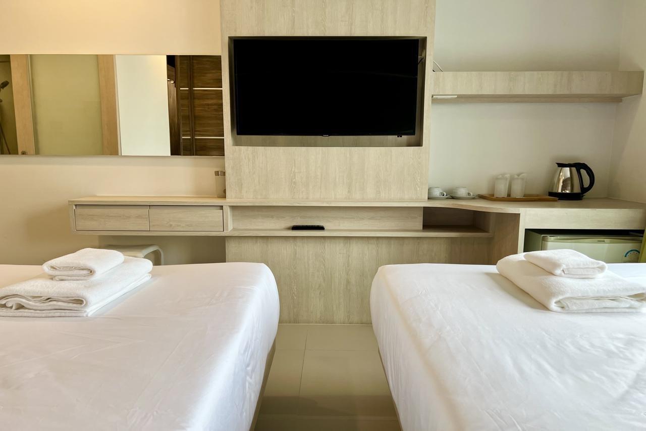 Centro One Bangla Hotel Patong Exterior photo